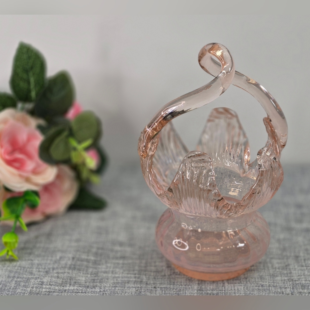 Vintage Art Glass‎ Bonbonniere Basket Dish Pink Cloud 7" Tall